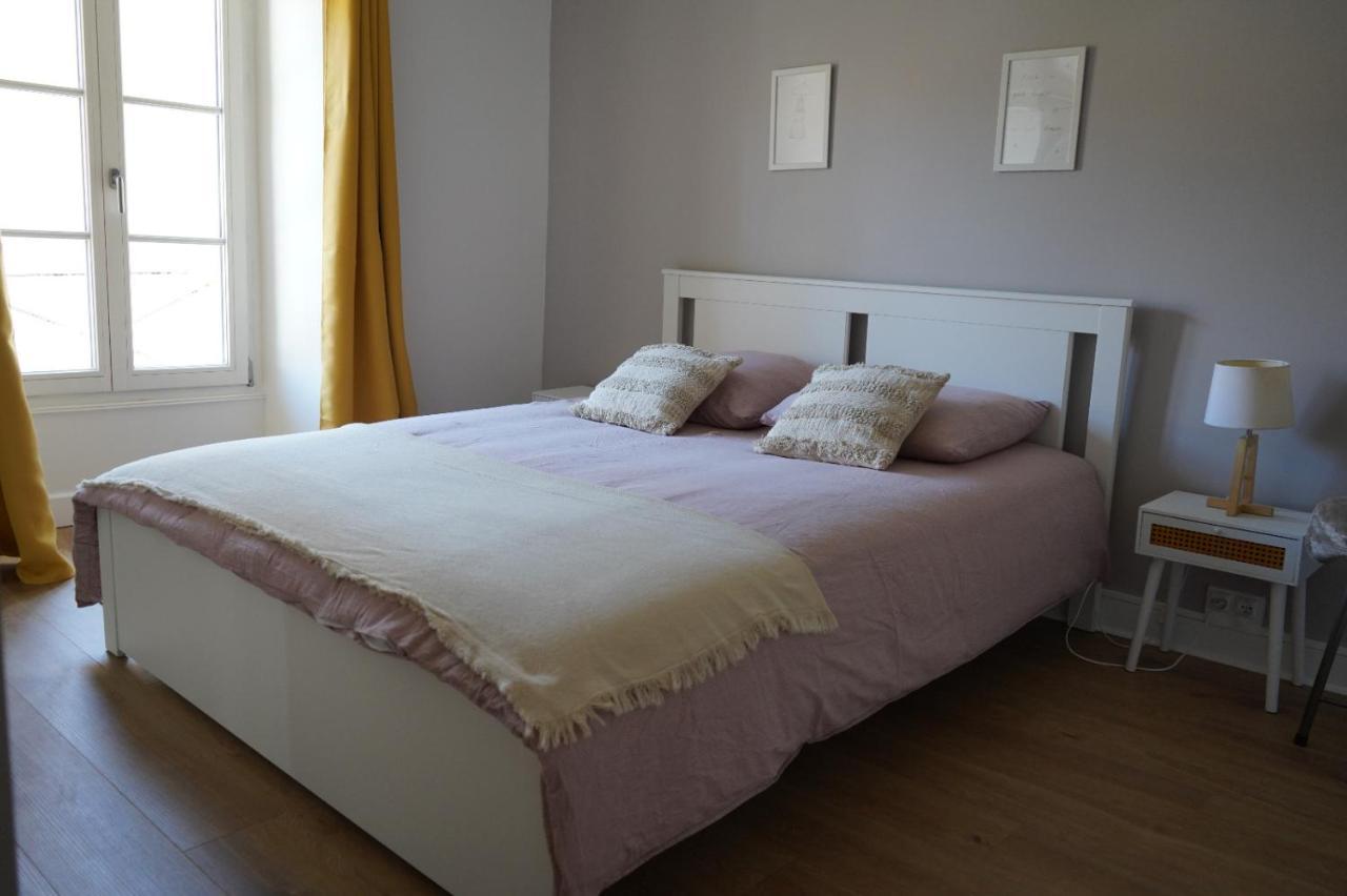 Un Dimanche Chez Julie Chambre Celestine Parthenay Exterior photo